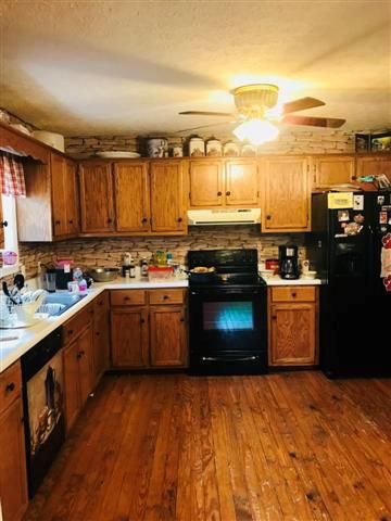 3723 Lick Branch Rd, Glasgow, KY 42141-9492