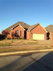617 Hillcrest Ln, Mustang, OK 73064-4282