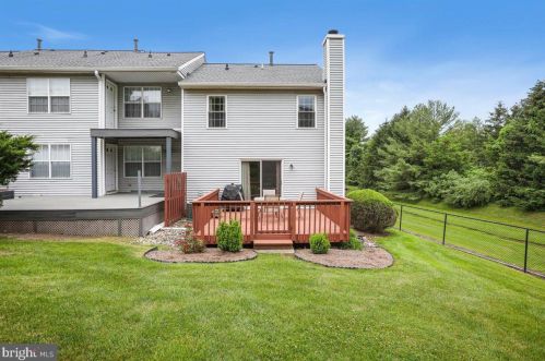 27 Heritage St, Trenton NJ exterior