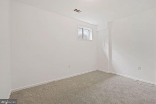 2796 Middlecoff Pl, Falls Church VA  22043-3514 exterior
