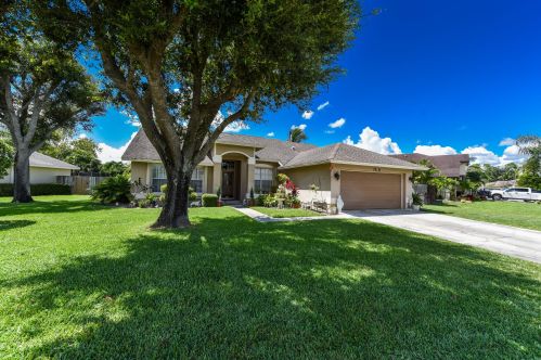 106 Waterway Rd, West Palm Beach, FL 33411-1543