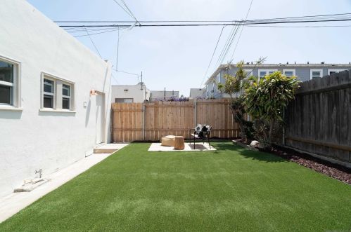 2221 Lincoln Ave, San Diego CA  92104-2412 exterior