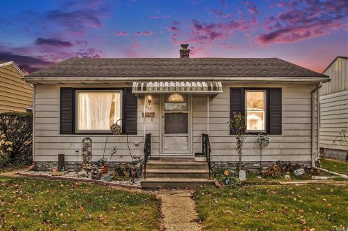 213 Lowell Ave, Mishawaka, IN 46545-6335