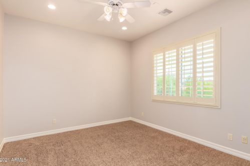 2710 Cattle Dr, Gilbert AZ  85297-8116 exterior