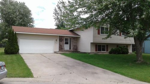 942 Byron Ave, Byron, MN 55920-1412