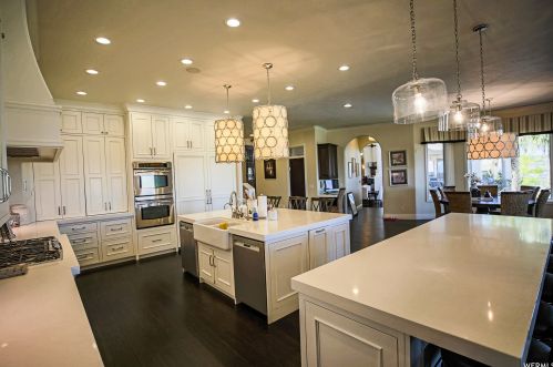 1540 Stone Clf Dr, Saint George UT 84790-6138 exterior