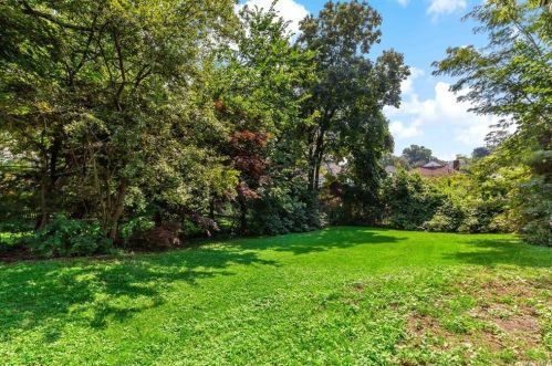 44 Greenridge Ave, White Plains NY  10605-1622 exterior