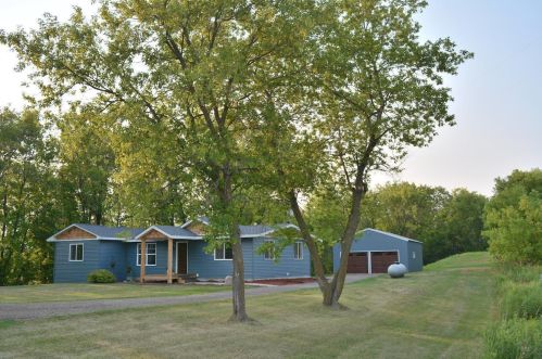 1425 County Road 6, Stanford MN  55080-8032 exterior