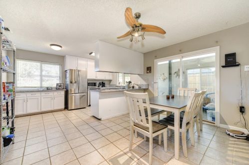 2420 Berrywood Dr, Rancho Cordova CA  95670-5204 exterior