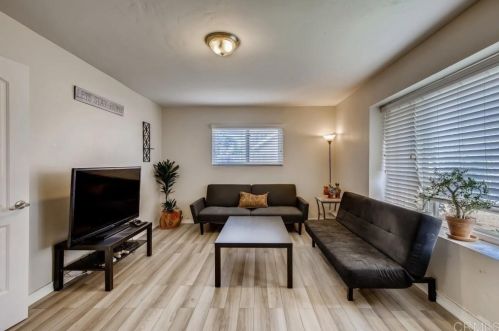748 Casa Real Ct, Vista, CA 92083-3407