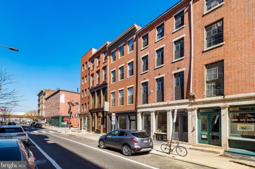 257 3rd St, Philadelphia PA  19106-1209 exterior