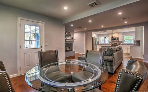 53 Fairfield St, Milford CT  06460-5149 exterior