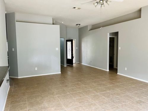 1916 Oak Top Dr, Pearland TX  77581-2535 exterior