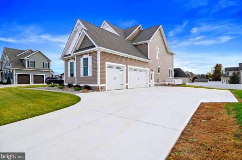 131 Orchard Grove Dr, Camden-Wy DE  19934-4909 exterior