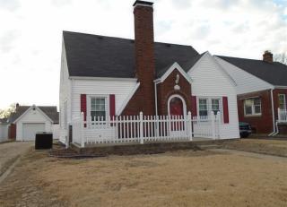 305 Carter Blvd, Seymour, IN 47274-2012