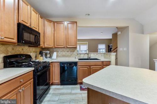 115 South Ave, Swedesboro NJ  08085-1693 exterior