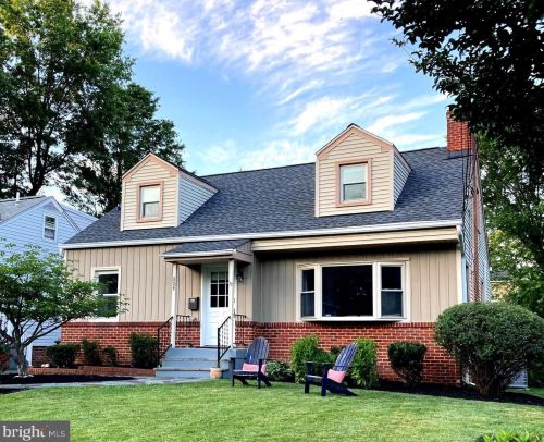 524 Greenwich St, Falls Church, VA 22046-2501