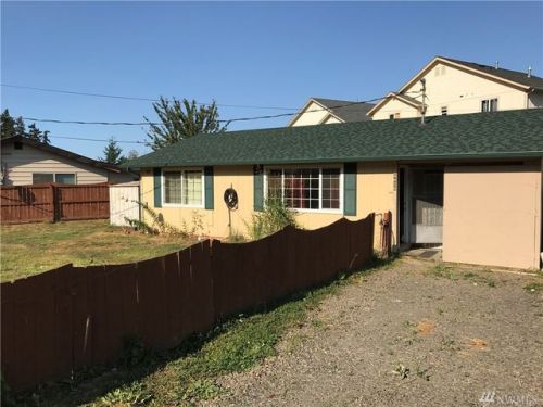 4826 Peters Rd, Bremerton, WA 98312-4339