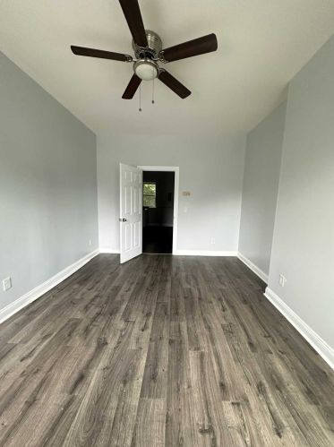 3 Fallkill Pl, Poughkeepsie NY  12601-1804 exterior