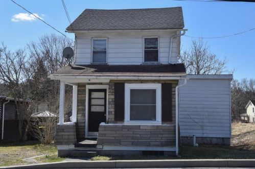 518 Washington St, Walnutport, PA 18088-1355