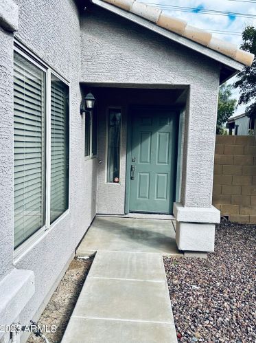 7318 Elwood St, Phoenix, AZ 85043-5508