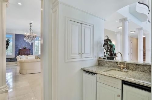 535 Ocean Shore Blvd, Ormond Beach FL  32176-5401 exterior