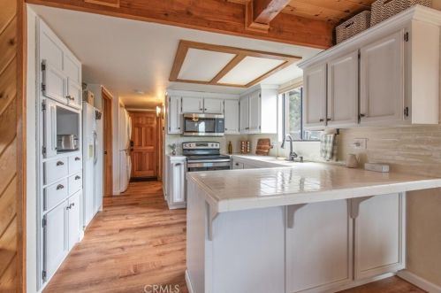 1526 Monte Vista Dr, Big Bear City CA  92314 exterior