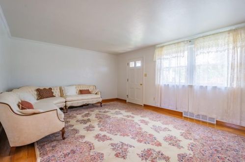 3104 Valley Ridge Rd, Mckeesport PA  15133-2412 exterior