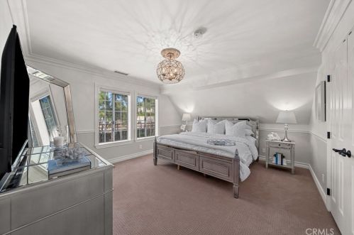 41664 Camino Del Vino, Temecula CA  92592-8439 exterior