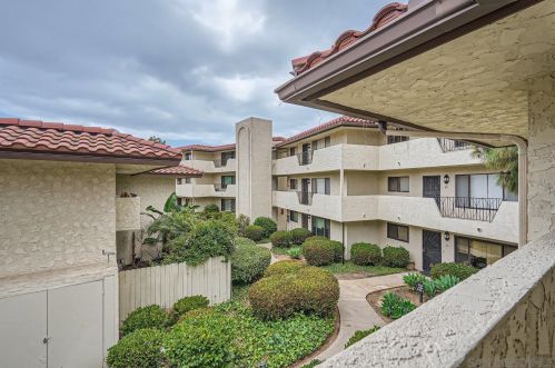 4205 Asher St, San Diego CA 92110-3604 exterior