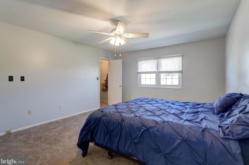 1942 Bergdoll Ave, Boothwyn PA 19061-2618 exterior