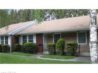 5 Jackson Dr, Milford, CT 06460-7110