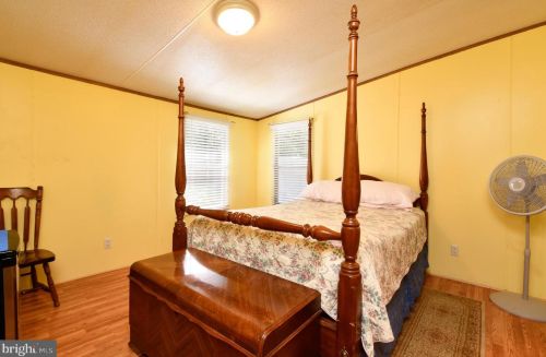 5906 Stanfield Rd, Spotsylvania VA  22551-2824 exterior