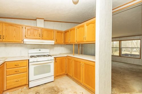 878 Methodist Rd, Greenville PA  16125-9427 exterior