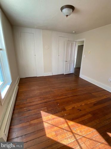 521 Washington St, Charles Town WV  25414-1735 exterior