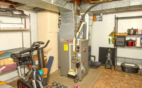 2632 Russell Dr, New Kensington PA  15068-3037 exterior