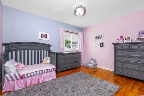 56 Haverford Rd, Hicksville NY  11801-3431 exterior