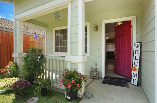 4007 Grosvenor Ln, Salida, CA 95368-8123