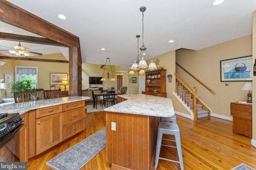 185 Clover Ln, Perkiomenville PA  18074-9485 exterior