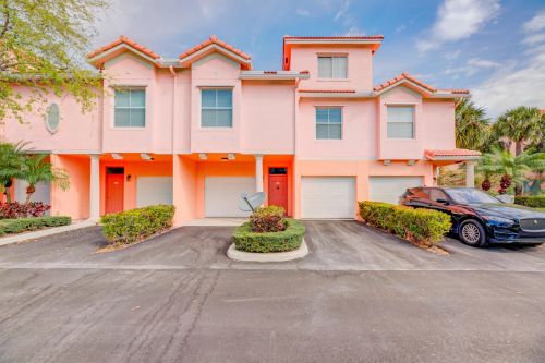 2038 Alta Meadows Ln, Delray Beach, FL 33444-1168