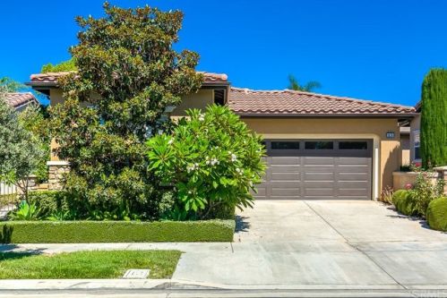 15 Saintsbury, Irvine, CA 92602-2436