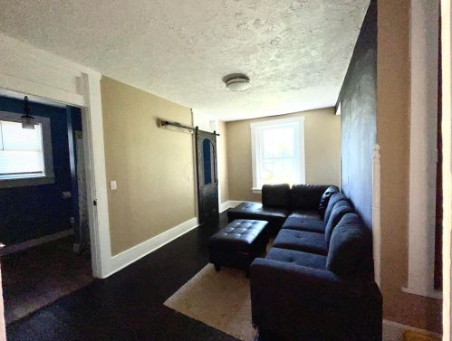 1023 Washington Ave, Washington Court House OH  43160-2057 exterior