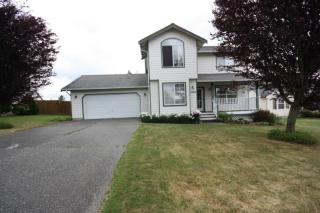 2480 Pine Dr, Ferndale, WA 98248-9273