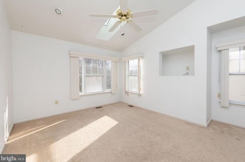 807 Dresher Woods Dr, Dresher PA  19025-1528 exterior