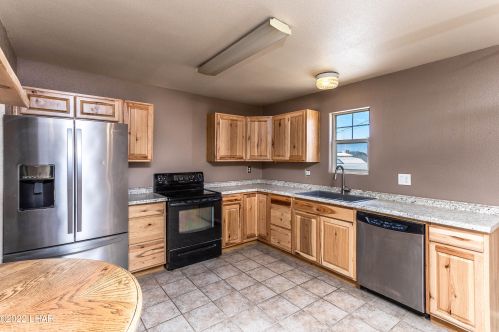 2131 Sahara Dr, Lake Havasu City, AZ 86403-2936