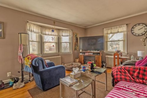 38 Linnmore Dr, Manchester, CT 06040-3814