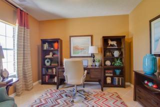 1813 Winding Trail Ln, Alvin, TX 77511-4157