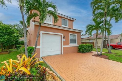 10313 16th St, Hollywood, FL 33025-4757
