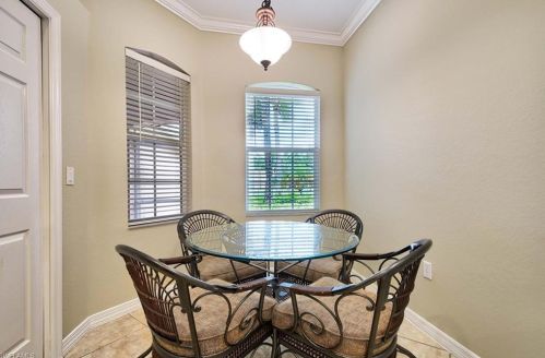 14346 Manchester Dr, Naples FL  34114-8626 exterior