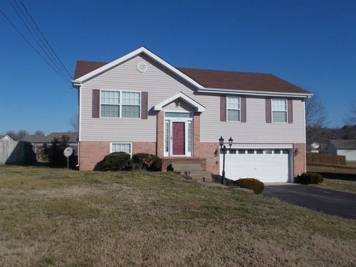 1705 Jamie Dr, Columbia, TN 38401-5436